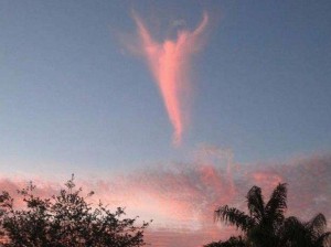 nube forma de angel